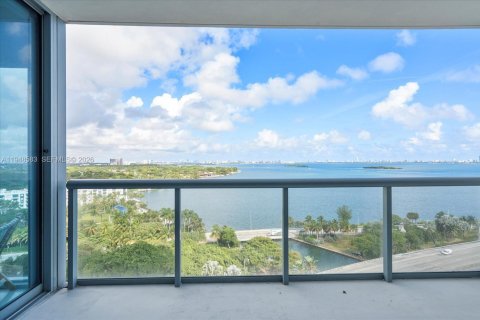 Снять в аренду кондоминиум в Майами, Флорида 2 спальни, 109.07м2, № 2005324 - фото 30