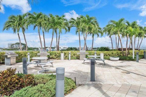 Снять в аренду кондоминиум в Майами, Флорида 2 спальни, 109.07м2, № 2005324 - фото 17