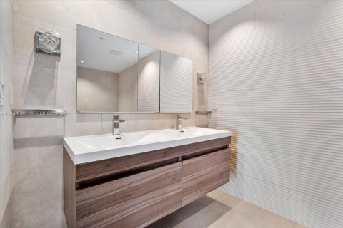 Снять в аренду кондоминиум в Майами, Флорида 2 спальни, 109.07м2, № 2005324 - фото 15