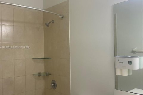 Adosado en alquiler en Hialeah, Florida, 3 dormitorios, 154.96 m2 № 2070685 - foto 19
