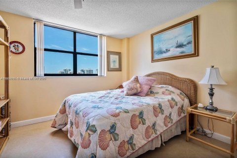 Condominio en venta en Sunny Isles Beach, Florida, 2 dormitorios, 114.46 m2 № 1881625 - foto 13
