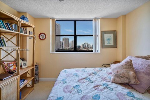 Condominio en venta en Sunny Isles Beach, Florida, 2 dormitorios, 114.46 m2 № 1881625 - foto 12