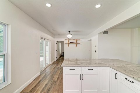 Casa en venta en Bradenton, Florida, 5 dormitorios, 183.3 m2 № 2310295 - foto 13