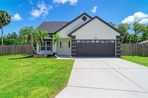 House in Bradenton, Florida 5 bedrooms, 183.3 sq.m. № 2310295