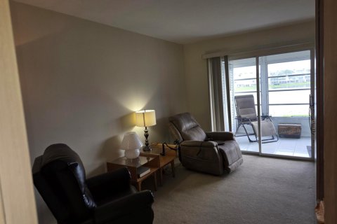 Copropriété à louer à Boca Raton, Floride: 2 chambres, 81.75 m2 № 2251908 - photo 16