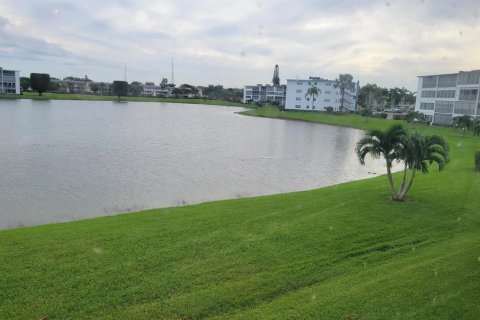 Copropriété à louer à Boca Raton, Floride: 2 chambres, 81.75 m2 № 2251908 - photo 22
