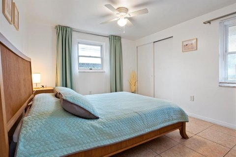 Appartement à louer à Sarasota, Floride: 2 chambres, 92.9 m2 № 435681 - photo 11