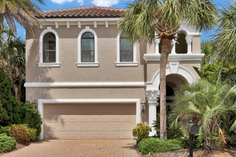 House in Palm Coast, Florida 4 bedrooms, 305.65 sq.m. № 1735244 - photo 2