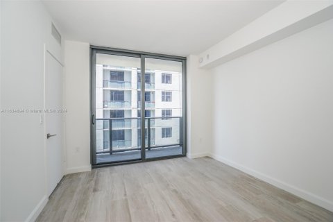 Condominio en venta en Miami, Florida, 2 dormitorios, 73.21 m2 № 1693624 - foto 14