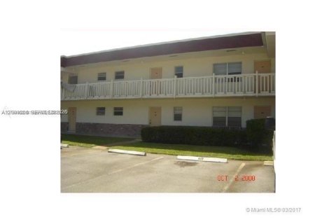 Condominio en Davie, Florida, 1 dormitorio  № 2072095