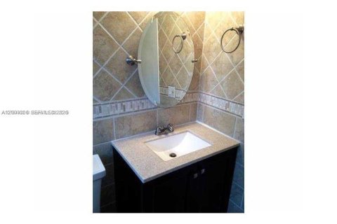 Condominio en alquiler en Davie, Florida, 1 dormitorio, 52.03 m2 № 2072095 - foto 11