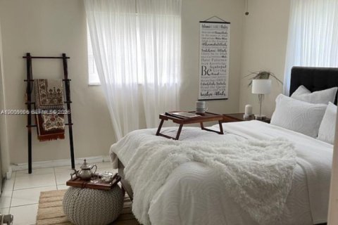Condominio en alquiler en Davie, Florida, 1 dormitorio, 52.03 m2 № 2072095 - foto 12