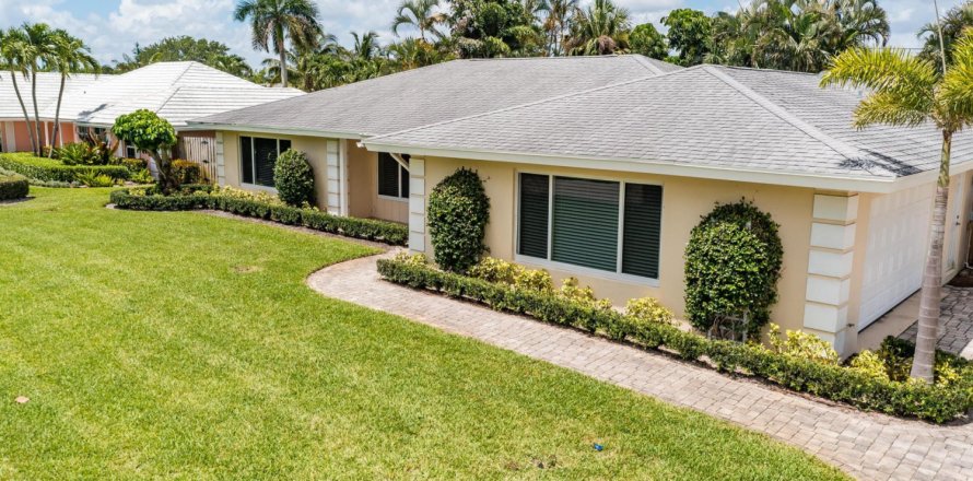 Casa en Tequesta, Florida 3 dormitorios, 179.86 m2 № 1224805