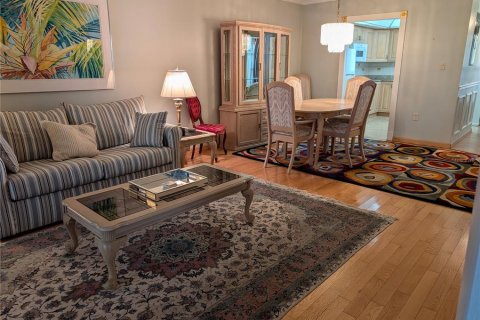 Condo in Bradenton, Florida, 2 bedrooms  № 1808599 - photo 3