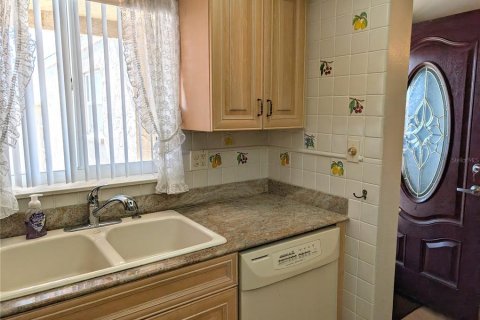 Condo in Bradenton, Florida, 2 bedrooms  № 1808599 - photo 5