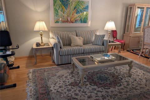 Condo in Bradenton, Florida, 2 bedrooms  № 1808599 - photo 9