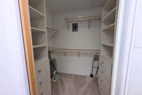 Condo in Bradenton, Florida, 2 bedrooms  № 1808599 - photo 16