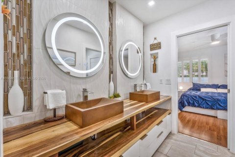 Купить виллу или дом в Майами, Флорида 4 спальни, 364.27м2, № 2048832 - фото 22