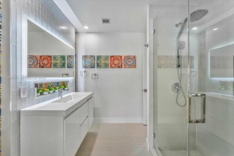 Купить виллу или дом в Майами, Флорида 4 спальни, 364.27м2, № 2048832 - фото 20