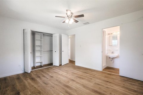 House in Ocala, Florida 3 bedrooms, 121.14 sq.m. № 1894194 - photo 15