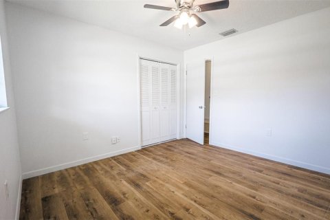 House in Ocala, Florida 3 bedrooms, 121.14 sq.m. № 1894194 - photo 11