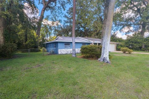 House in Ocala, Florida 3 bedrooms, 121.14 sq.m. № 1894194 - photo 24