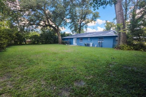 House in Ocala, Florida 3 bedrooms, 121.14 sq.m. № 1894194 - photo 26