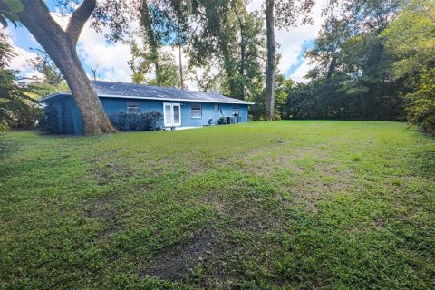 House in Ocala, Florida 3 bedrooms, 121.14 sq.m. № 1894194 - photo 25