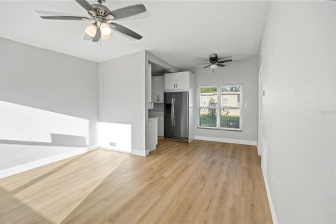 Villa ou maison à vendre à Orlando, Floride: 3 chambres, 95.69 m2 № 2430701 - photo 30