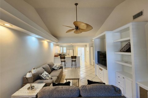 Copropriété à vendre à Bradenton, Floride: 2 chambres, 112.88 m2 № 2416620 - photo 7