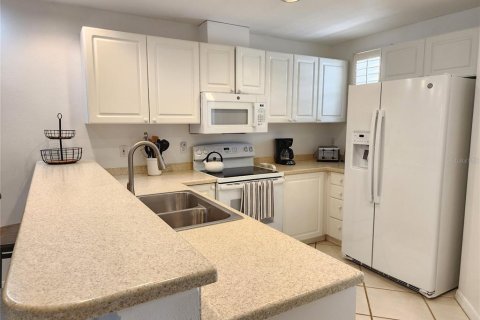 Copropriété à vendre à Bradenton, Floride: 2 chambres, 112.88 m2 № 2416620 - photo 3