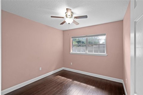 House in Fern Park, Florida 4 bedrooms, 189.52 sq.m. № 1681062 - photo 27