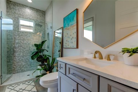 House in Saint Petersburg, Florida 5 bedrooms, 239.22 sq.m. № 2229185 - photo 26