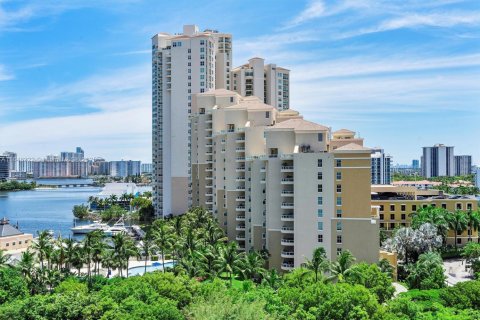 Купить кондоминиум в Авентура, Флорида 2 спальни, 118.08м2, № 1957730 - фото 21
