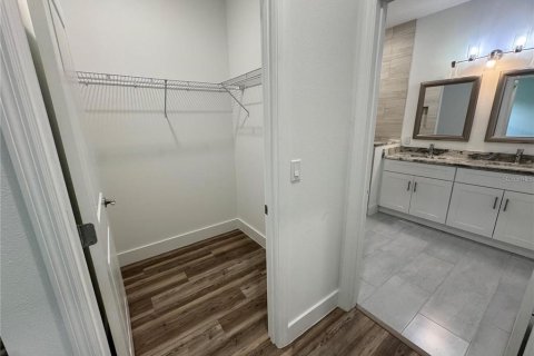 Villa ou maison à louer à Ocala, Floride: 4 chambres, 166.95 m2 № 1908414 - photo 13
