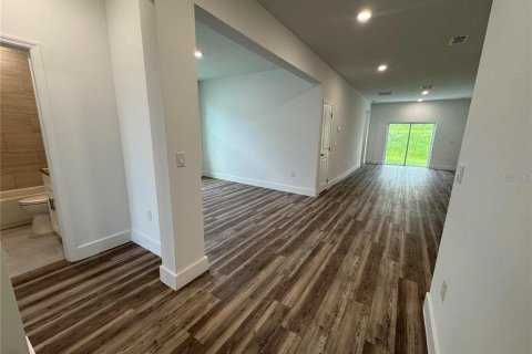 Villa ou maison à louer à Ocala, Floride: 4 chambres, 166.95 m2 № 1908414 - photo 4