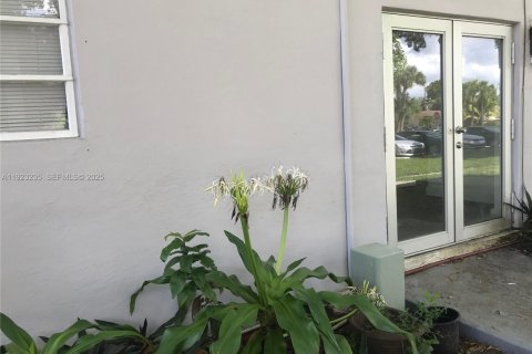 Appartement à louer à North Miami Beach, Floride: 1 chambre № 1976915 - photo 14