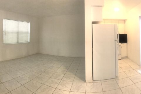Appartement à louer à North Miami Beach, Floride: 1 chambre № 1976915 - photo 2