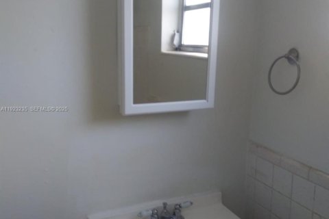 Appartement à louer à North Miami Beach, Floride: 1 chambre № 1976915 - photo 6