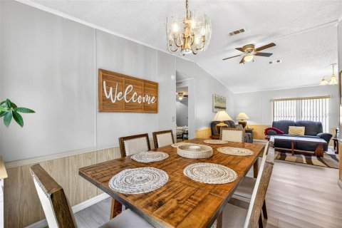 Apartment in Homosassa, Florida 3 bedrooms, 120.4 sq.m. № 2207918 - photo 15