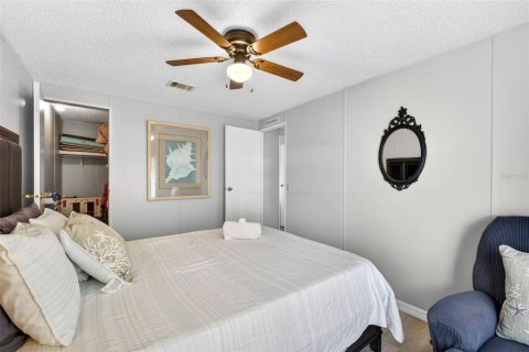 Apartment in Homosassa, Florida 3 bedrooms, 120.4 sq.m. № 2207918 - photo 25