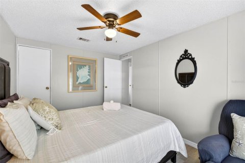 Apartment in Homosassa, Florida 3 bedrooms, 120.4 sq.m. № 2207918 - photo 24