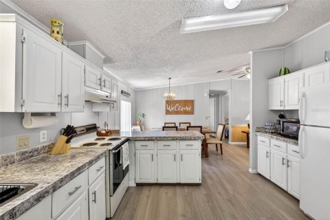 Apartment in Homosassa, Florida 3 bedrooms, 120.4 sq.m. № 2207918 - photo 18