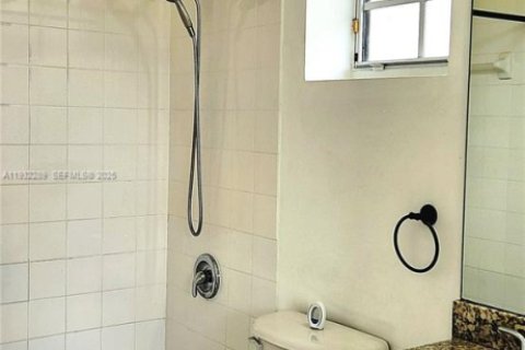 Снять в аренду кондоминиум в Хомстед, Флорида 3 спальни, 98.66м2, № 1990986 - фото 22