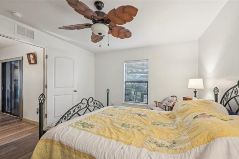 House in Wimauma, Florida 3 bedrooms, 132.57 sq.m. № 1572855 - photo 15