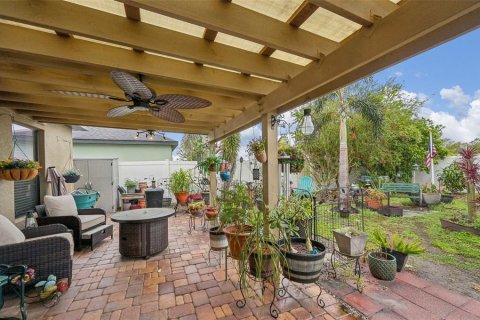House in Wimauma, Florida 3 bedrooms, 132.57 sq.m. № 1572855 - photo 7
