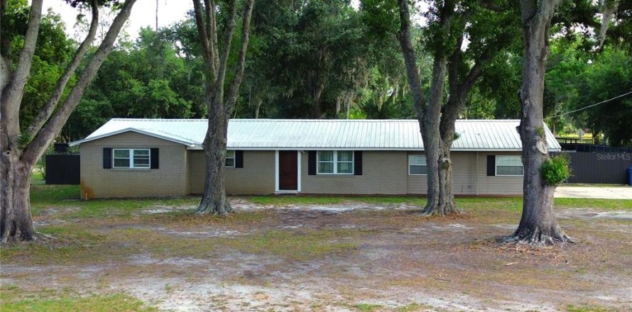 Villa ou maison à Plant City, Floride 3 chambres, 195.19 m2 № 2142188