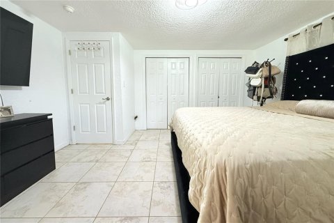 Villa ou maison à vendre à Plant City, Floride: 3 chambres, 195.19 m2 № 2142188 - photo 21