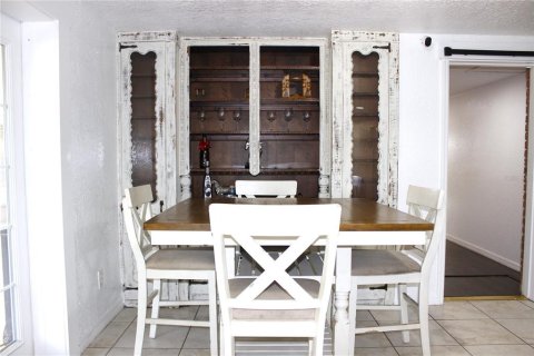 Villa ou maison à vendre à Plant City, Floride: 3 chambres, 195.19 m2 № 2142188 - photo 8