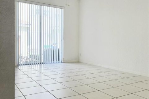 Touwnhouse à vendre à Coral Springs, Floride: 3 chambres, 167.6 m2 № 2082908 - photo 8